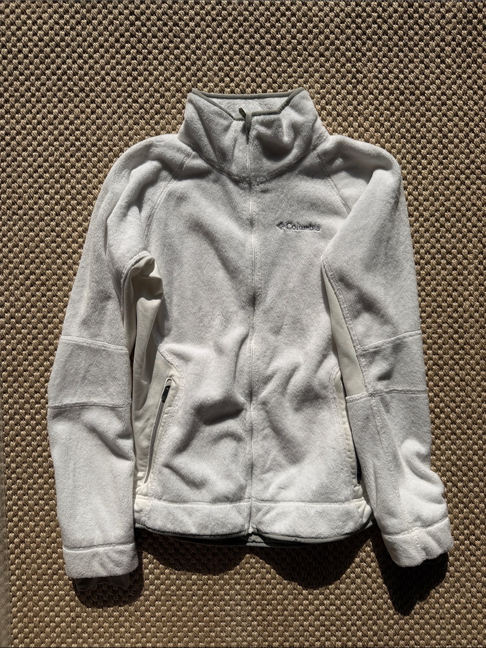 White Women’s Colombia Fuzzy White Jacket size Medium